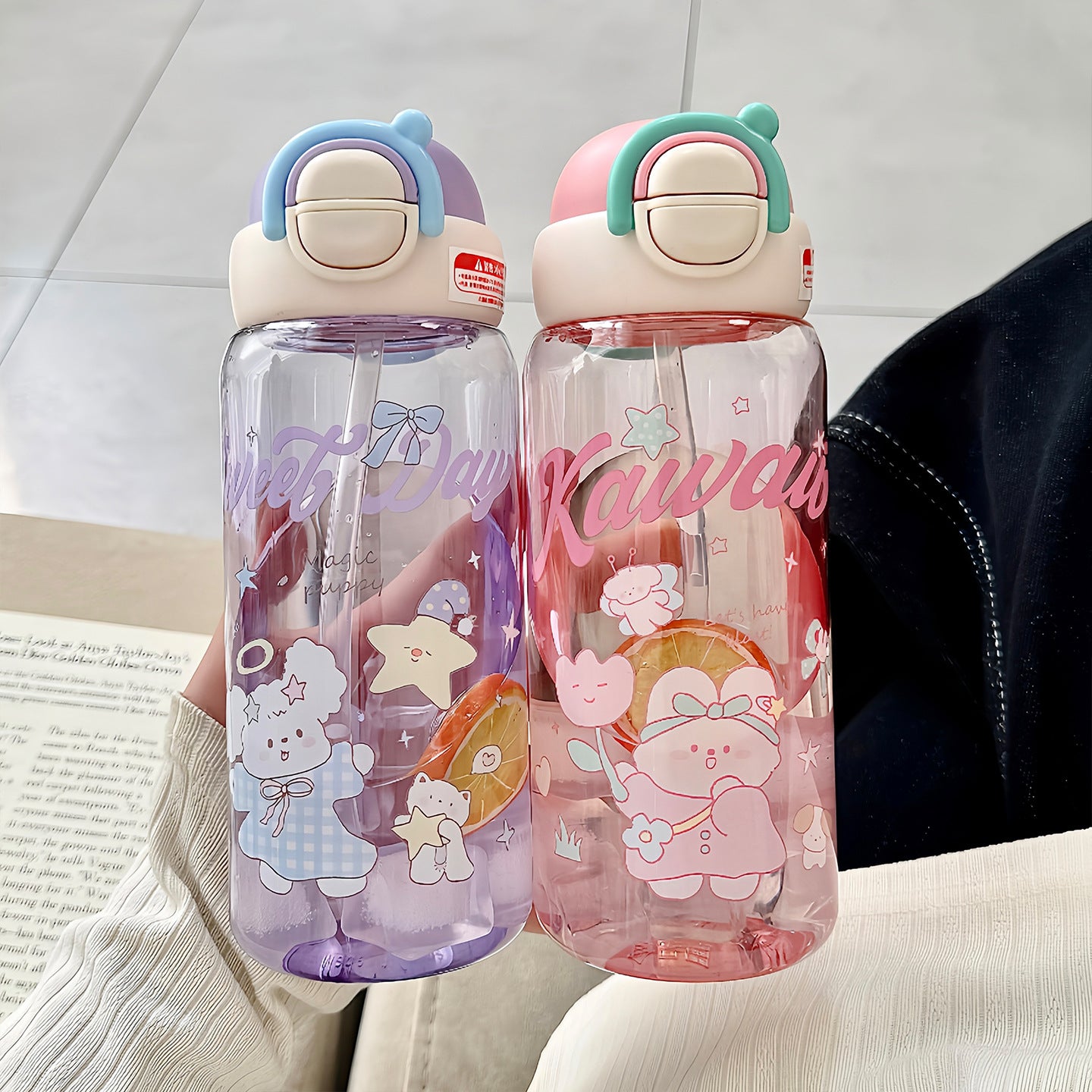 Damen Wasserflasche mit praktischem Ausgießer und verspieltem Motiv Karnz
