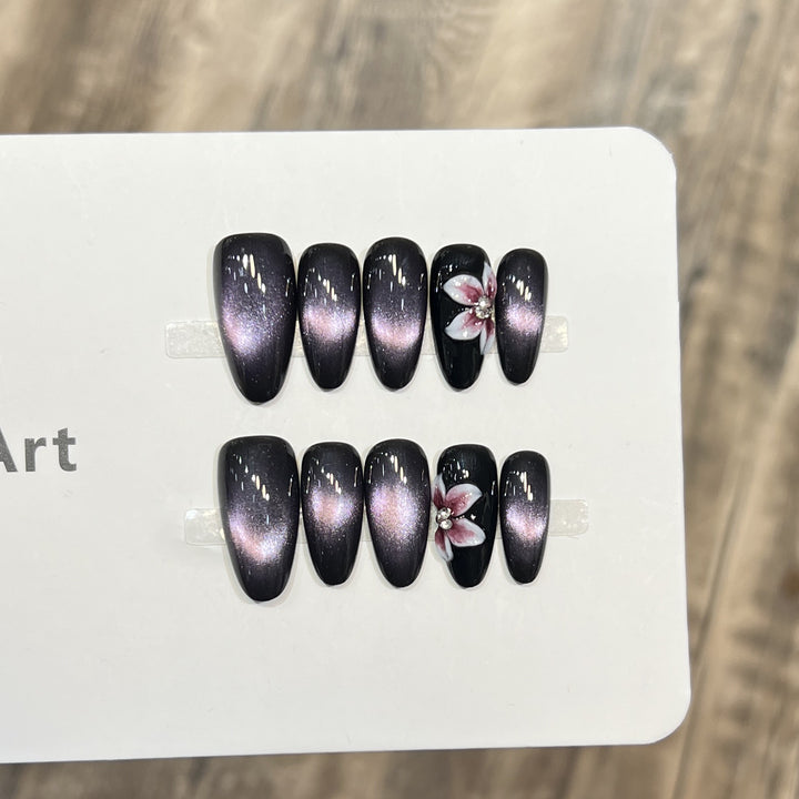 Elegante florale Akzent Press-On Nageltips