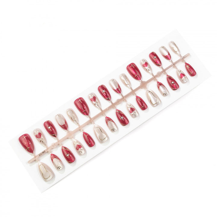 Künstlerisches Press-On-Nagelset mit Herz- und Stern-Design