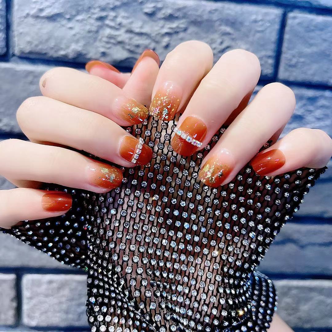 Stylisches Nagelkunst Karnz