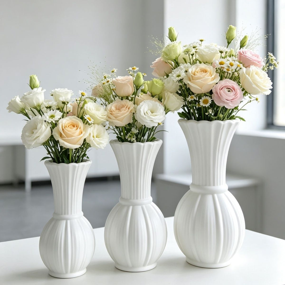 Elegante gerippte Blumenvase Karnz