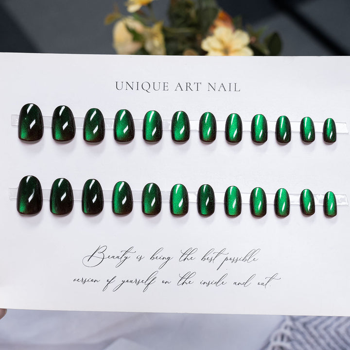 Glänzendes Press-On Nagelkunst Set