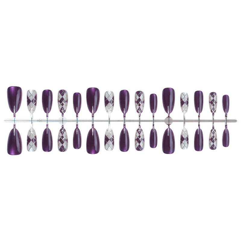 Elegante Schicke Press-On Nagelset Karnz
