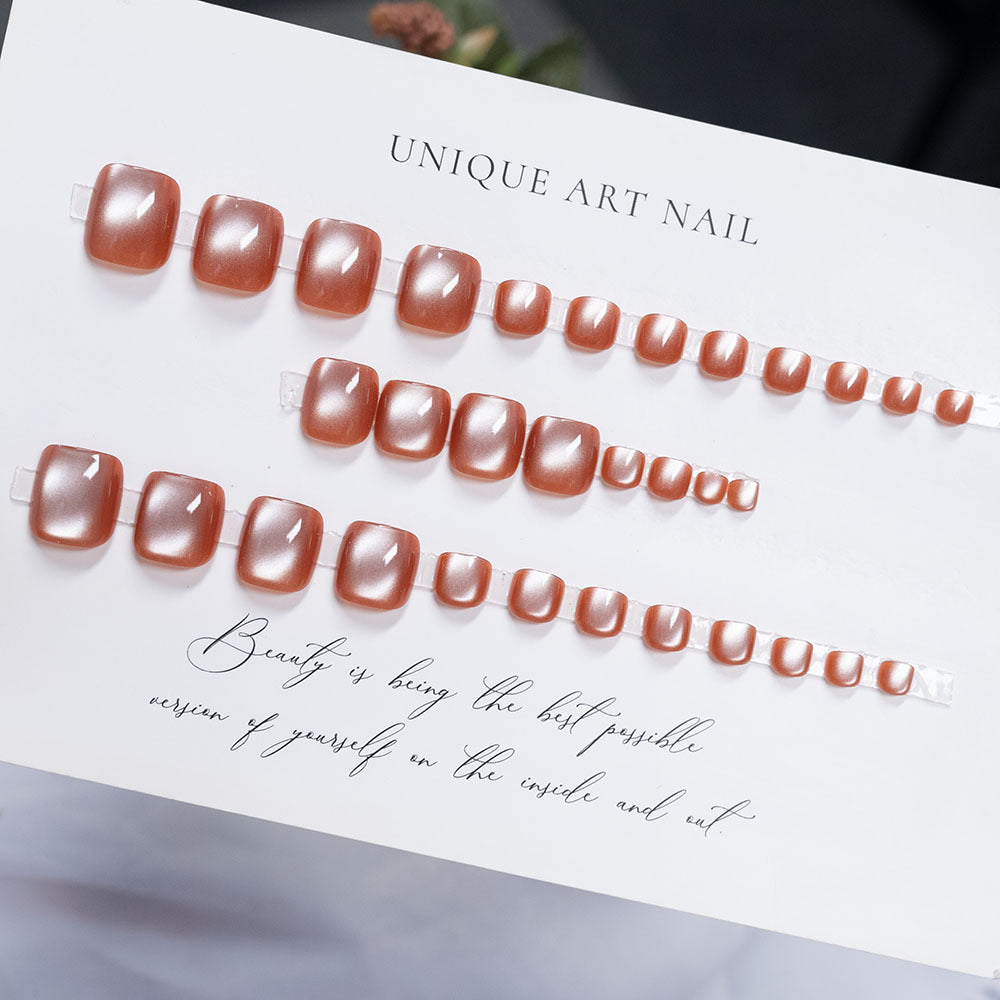 Elegante Metallische Nagelkunst