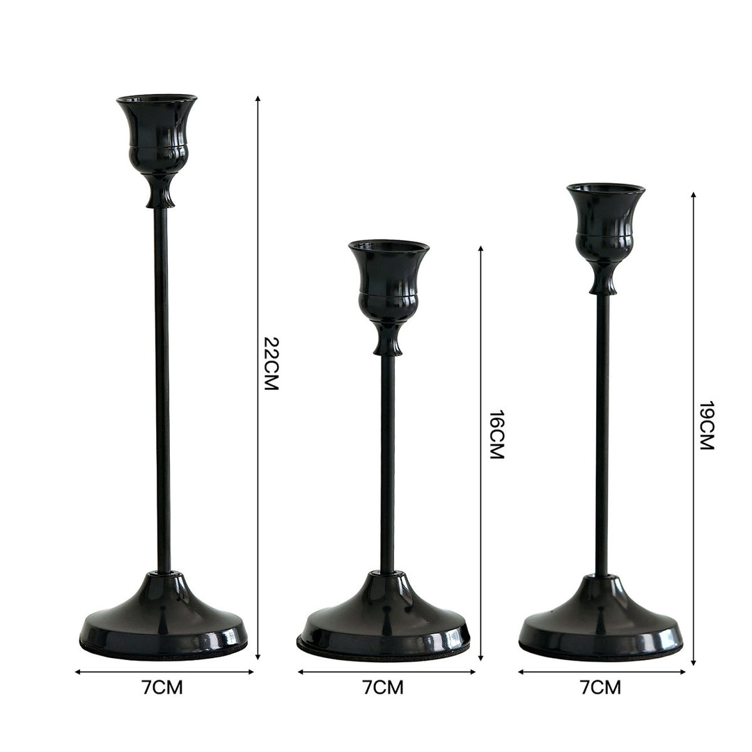 Elegante goldene Kerzenhalter Set