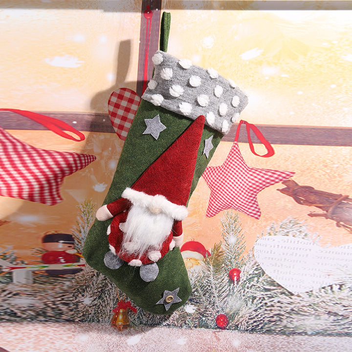 Niedlicher Weihnachtsstrumpf mit Gnom-Motiv Karnz