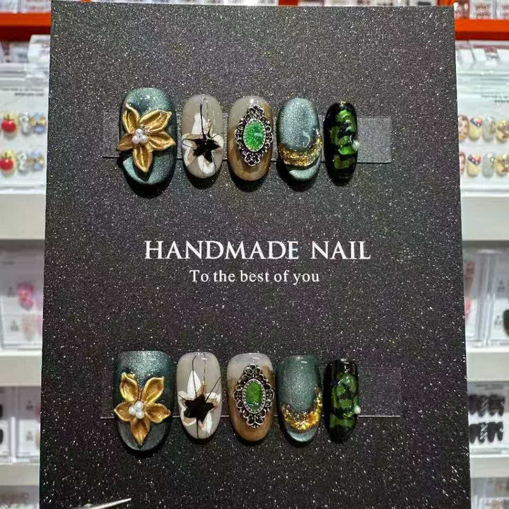 Handgemachtes glamouröses Press-On-Nagelkunst-Set