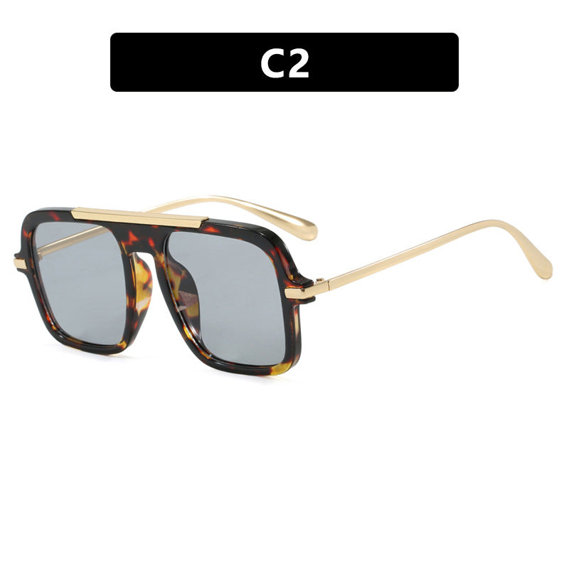 Damen quadratische Designer-Sonnenbrille mit goldenen Akzenten und schützendem UV-Filter Karnz