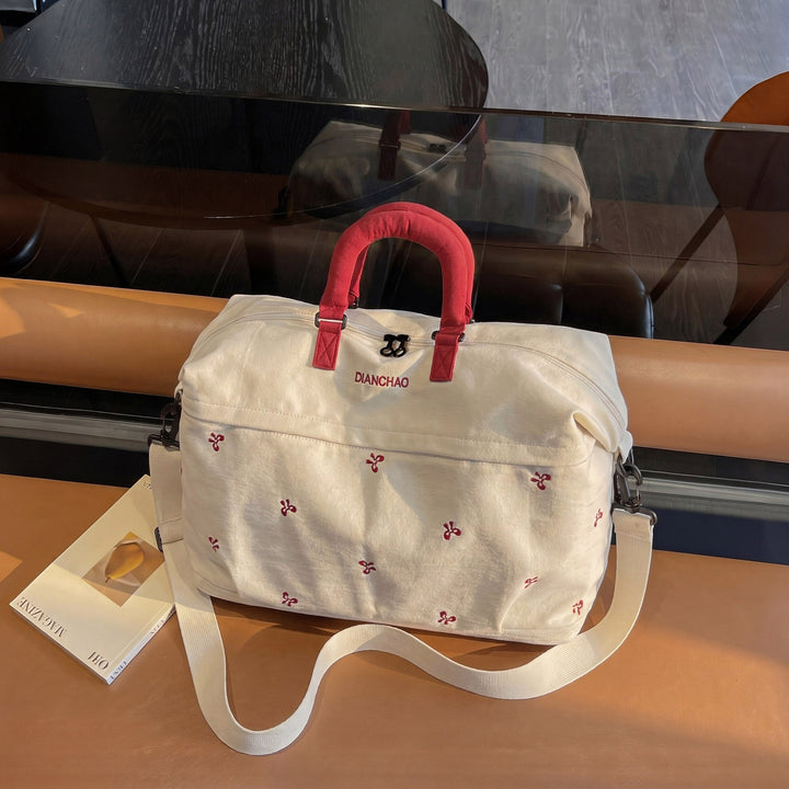 Stylische gestickte Reisetasche