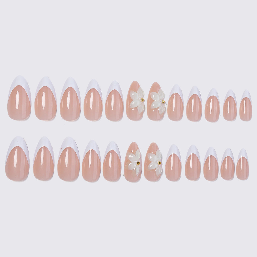 Florales Akzent Press-On Nagelset Karnz