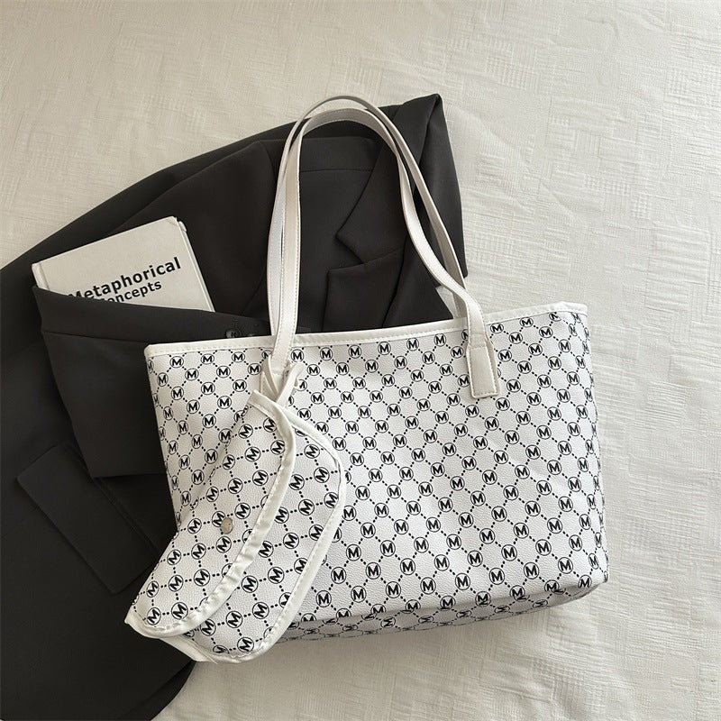 Monogram Tote Tasche