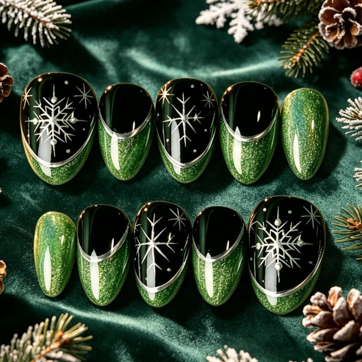 Hochwertige Kunstnägel im winterlichen Design Karnz