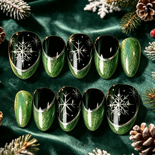 Hochwertige Kunstnägel im winterlichen Design Karnz