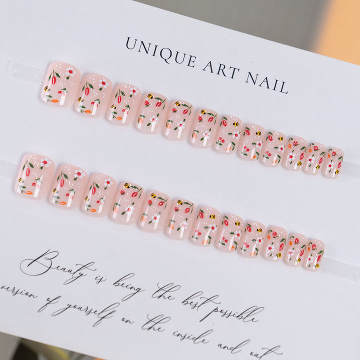 Blumen-Design Kurze Press-On Nägel