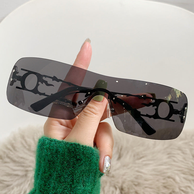 Damen modische Sonnenbrille mit innovativem Design Karnz