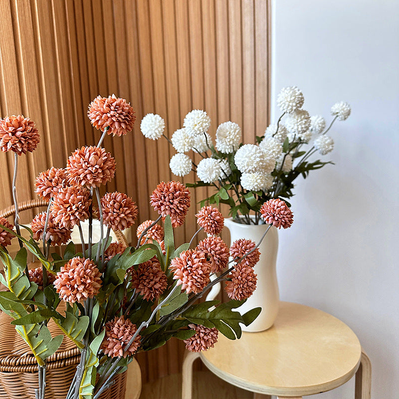 Dekorativer Künstlicher Blumenstrauß mit Detailreichem Designs Karnz