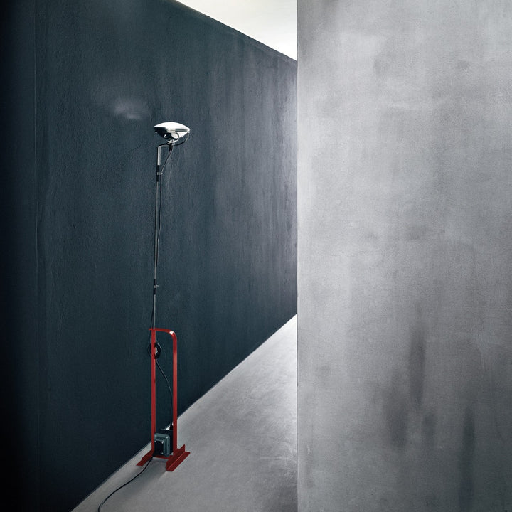 Industrielle Stehlampe mit verstellbarer Höhe