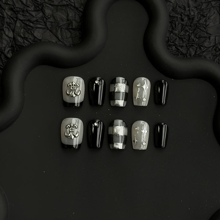 Schickes Dekoratives Press-On Nail Set