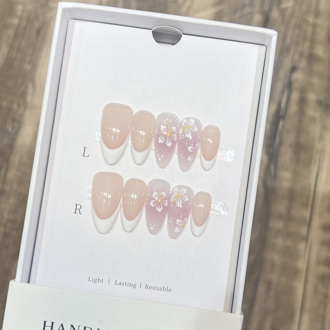 Floral-Design Wiederverwendbares Press-On-Nagelset Karnz