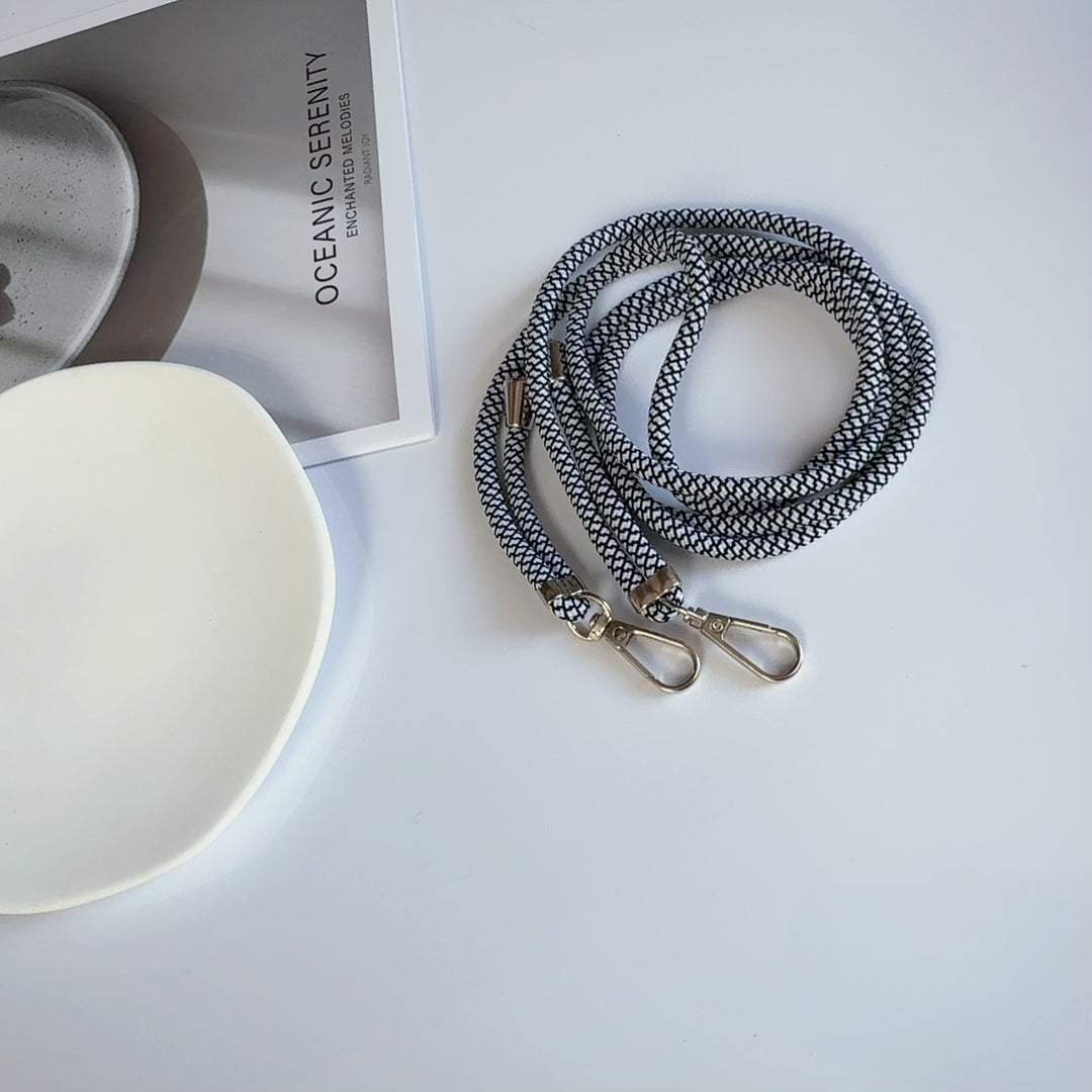 Verstellbare Lanyard mit doppelten Clips Karnz