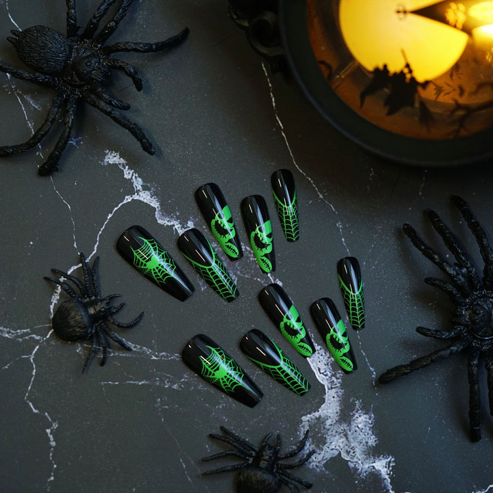 Halloween-Themen Stiletto Press-On Nail Art Karnz