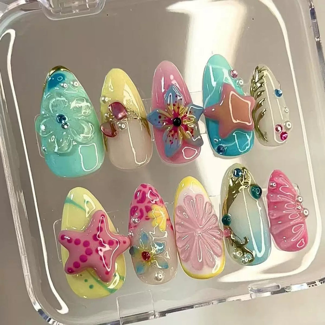 Dekorativer Press-On Nagelkunst Set mit Zubehör