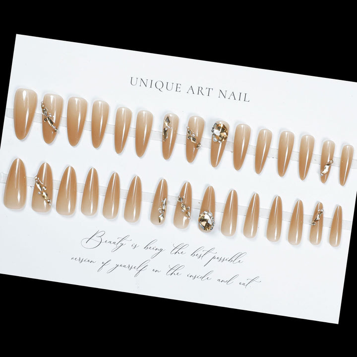 Glamouröser Kristall-beschmückter Press-On Nail Set Karnz
