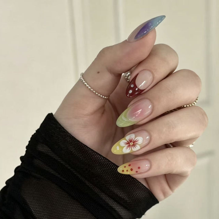Künstlerisches florales Gradient Press-On Nagelset Karnz
