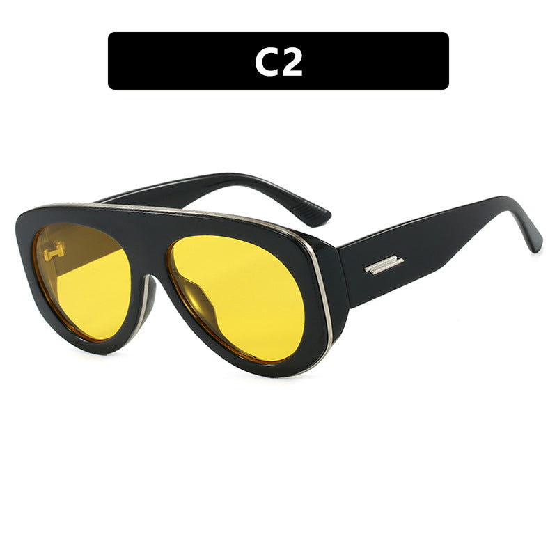 Damen extravagante Sonnenbrille im markanten Design Karnz