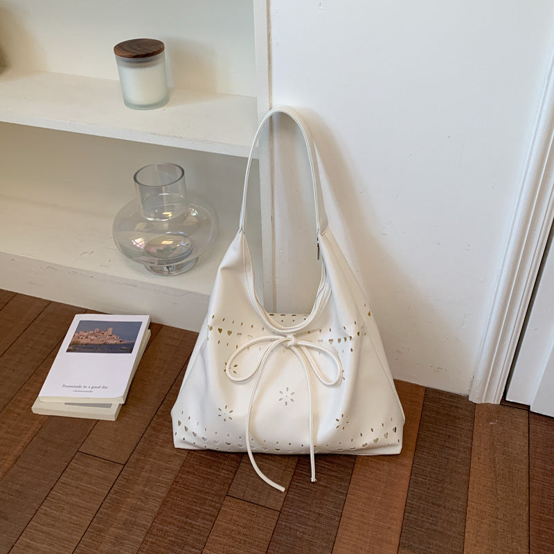Elegante Kordelzug-Tote Karnz