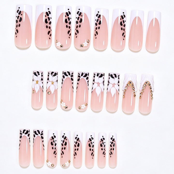 Künstlerische Nagelkunst Tipps Karnz
