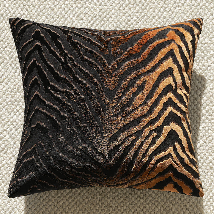 Luxuriöses Dekokissen aus Kunstfell