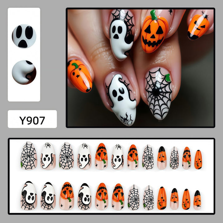Kunstnägel Im Kreativen Halloween-Motiv Karnz