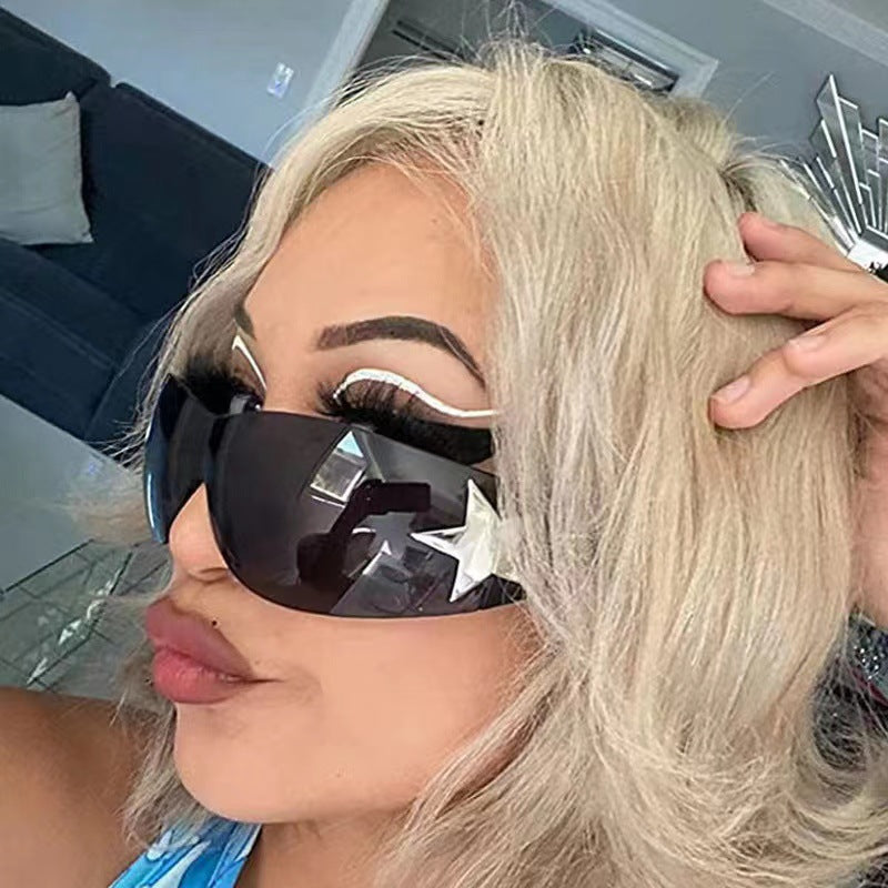 Damen modische Sonnenbrille mit künstlerischem Sternenakzent Karnz