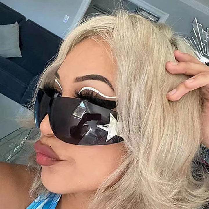Damen modische Sonnenbrille mit künstlerischem Sternenakzent Karnz