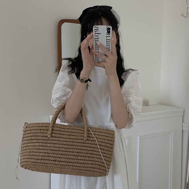 Damen Handtasche aus geflochtenem Naturmaterial Karnz