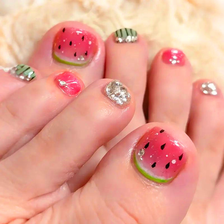 Kreative Nagelkunst Karnz