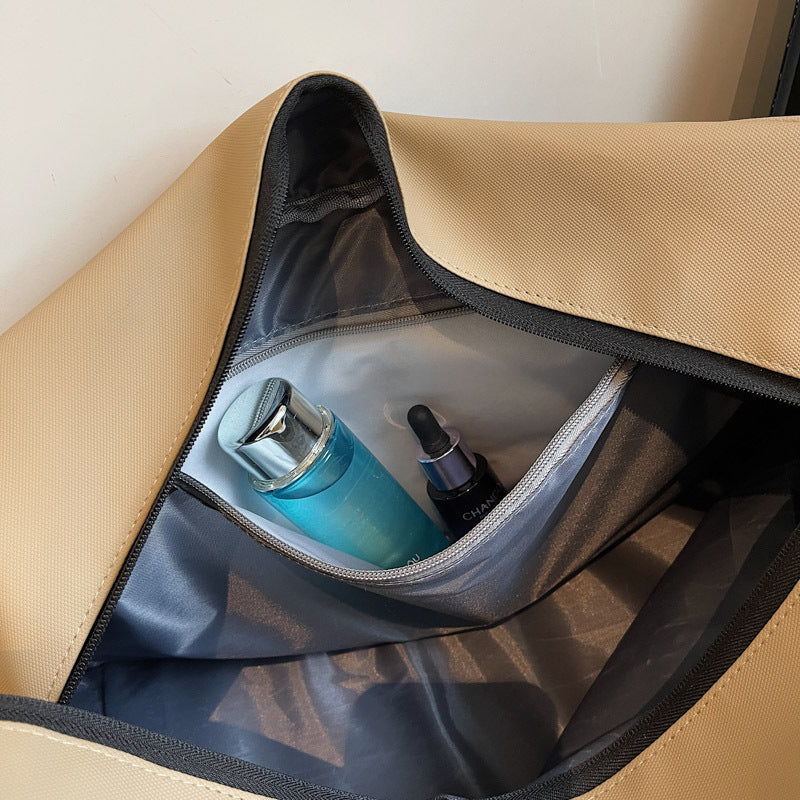 Geräumige multifunktionale Reisetasche Karnz