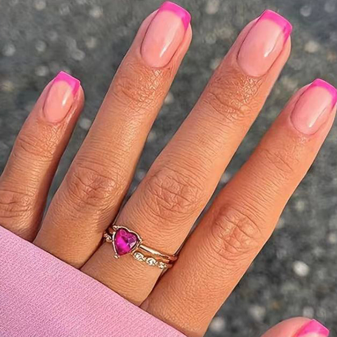 Chic French Tip Nagelkunst