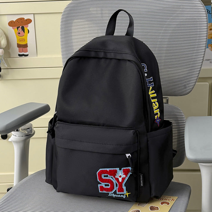 Lässiger bestickter Rucksack