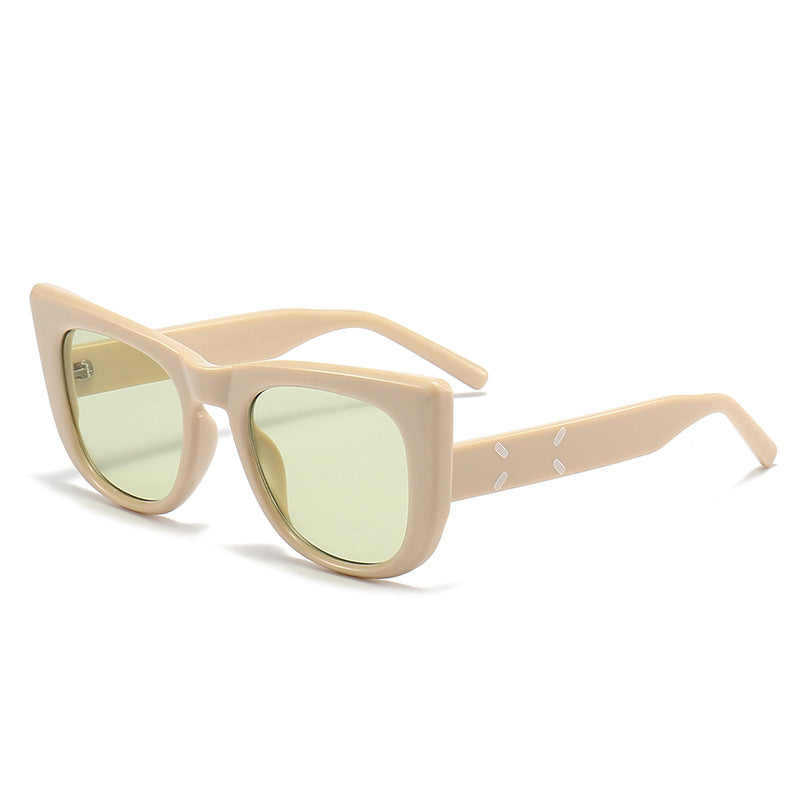 Damen moderne oversized Sonnenbrille im einzigartigen Design Karnz