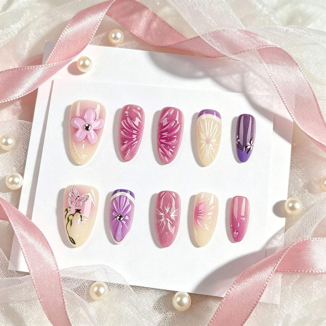 Künstlerisches Floral Press-On Nails Set