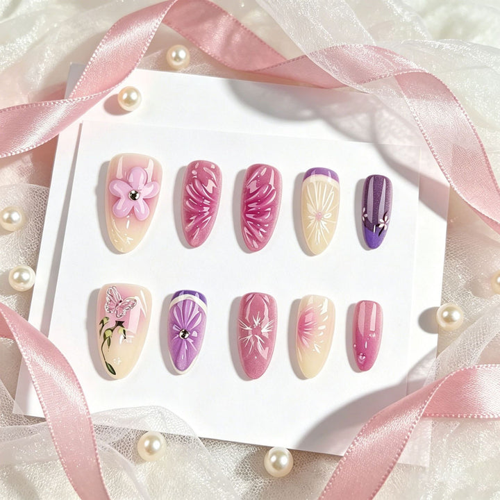 Künstlerisches Floral Press-On Nails Set