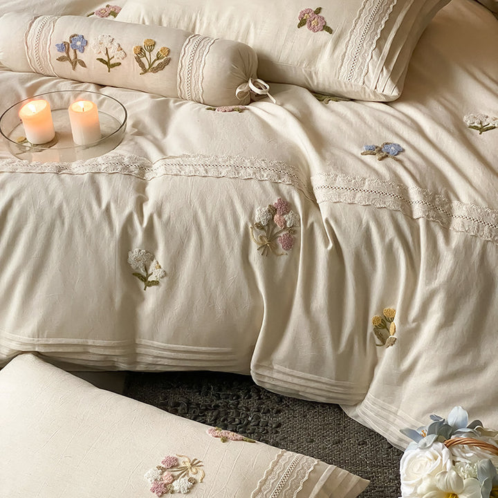 Besticktes Botanisches Baumwoll-Bettbezug-Set mit Paspelrand und dekorativem Bolsterkissen