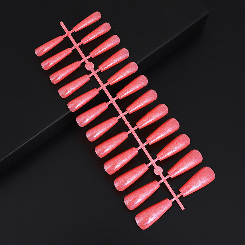 Kunstnägel Set mit elegantem Design Karnz