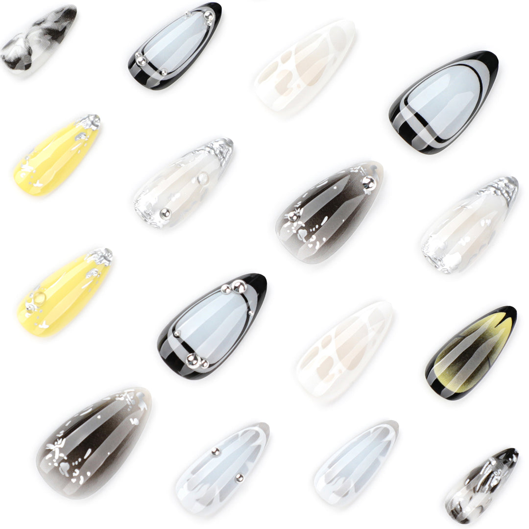 Kunstvolle Nailart mit edlen Akzenten Karnz