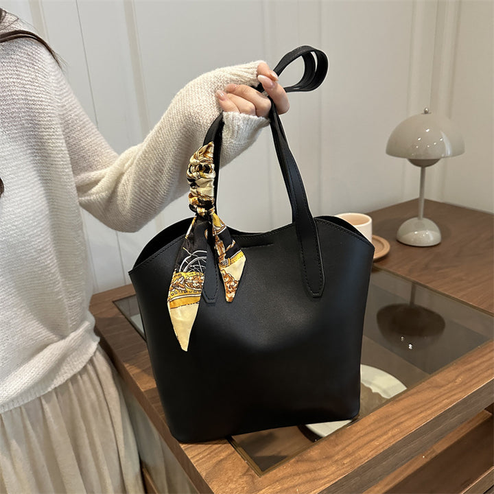 WoChic Designer Tote Bag mit stilvollem Schal Karnz