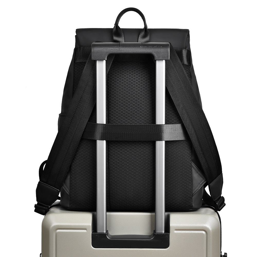 Vielseitiger urbaner Roll-Top-Rucksack Karnz