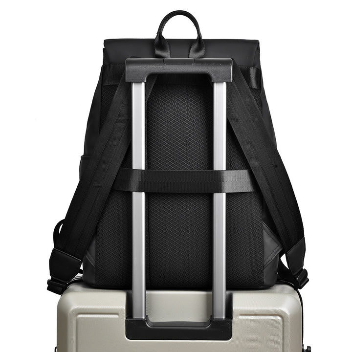 Vielseitiger urbaner Roll-Top-Rucksack Karnz