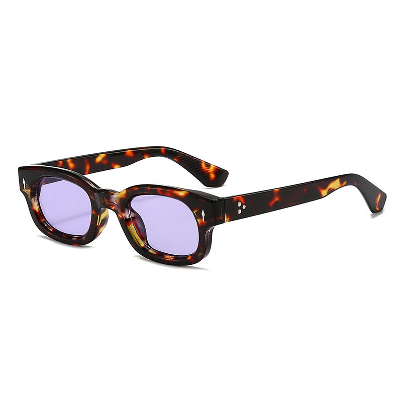 Damen stylische Sonnenbrille im trendigen Rahmen Karnz